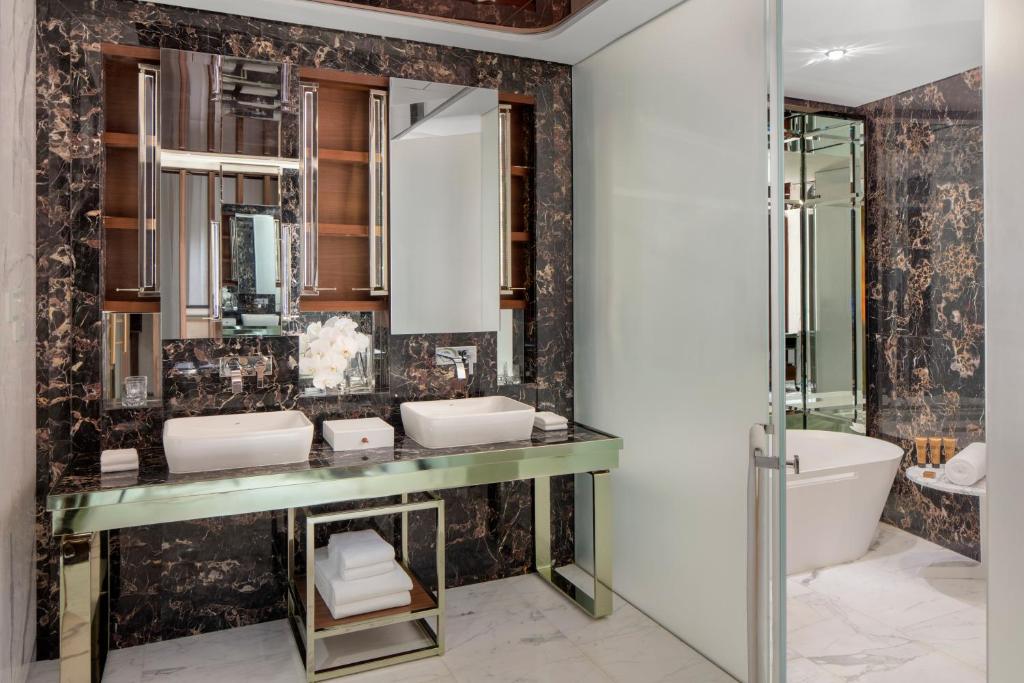 Don Corleone Suite - Image 5