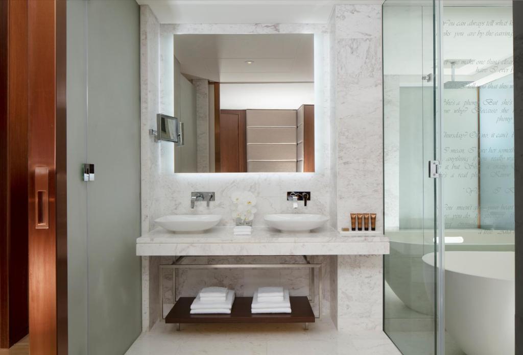 Scene Proscenium Room - Image 1