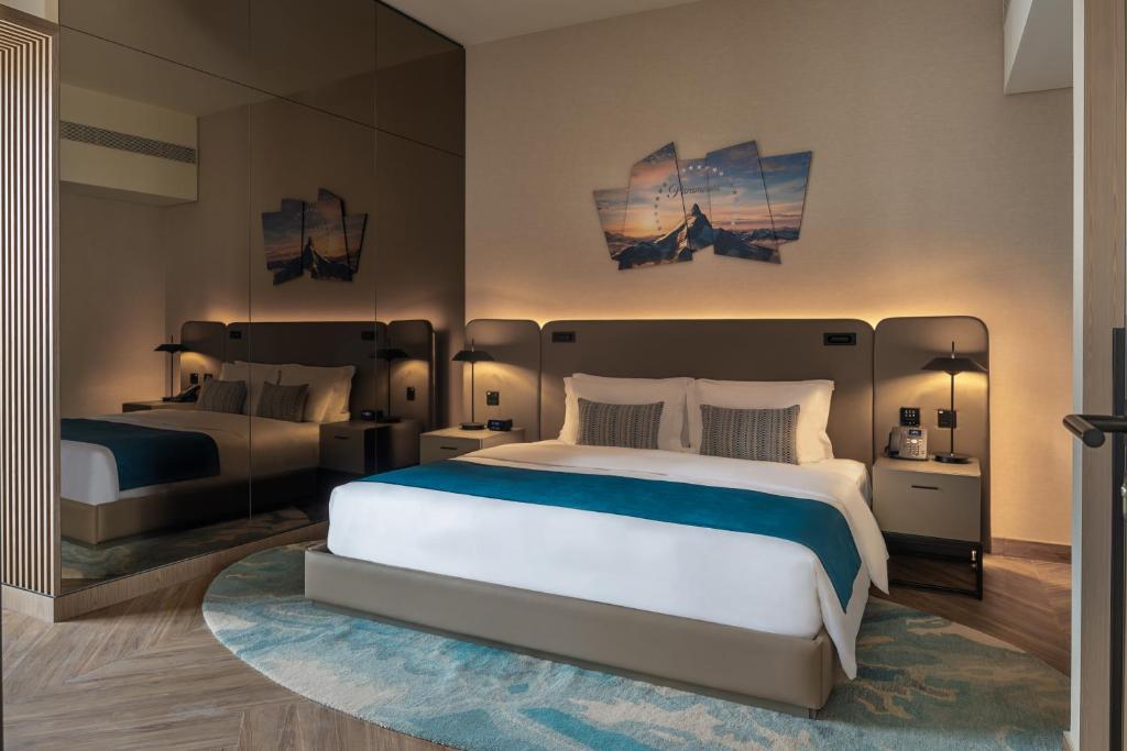 Blockbuster Suite - Image 2