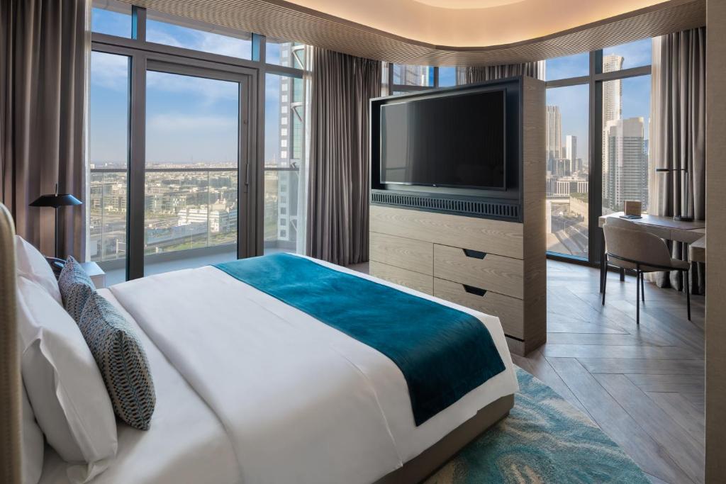 Paramount Suite - Image 4