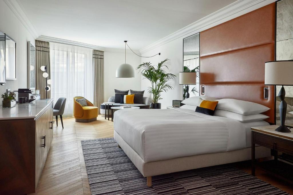 Junior Suite - Image 4