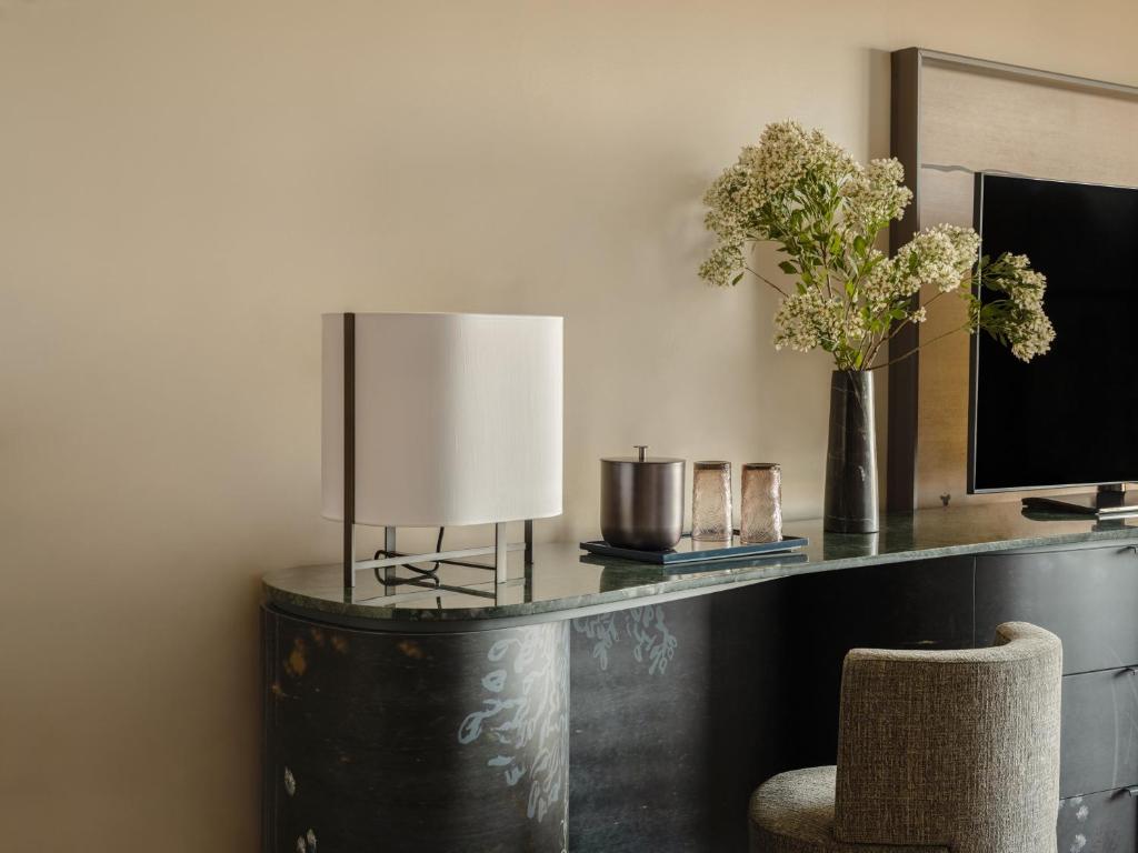 Panoramic Park View Two Queen - Image 3