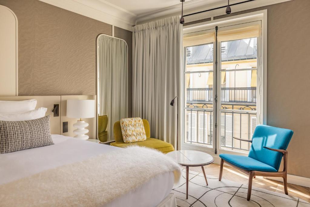 Deluxe Double or Twin Room - Image 7