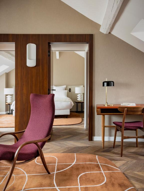 Executive Suite - Image 1
