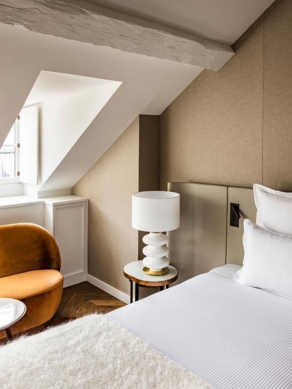 Executive Suite - Image 2
