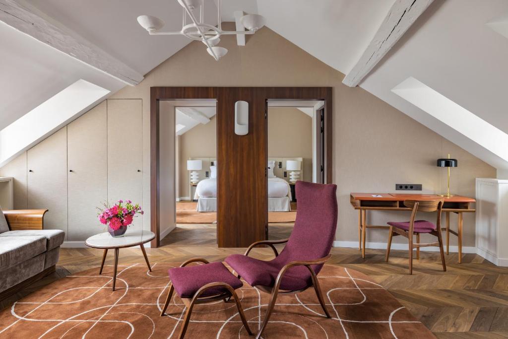Executive Suite - Image 4