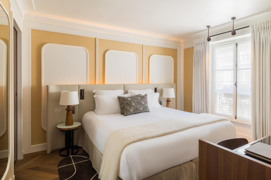 Superior Double or Twin Room - Image 7
