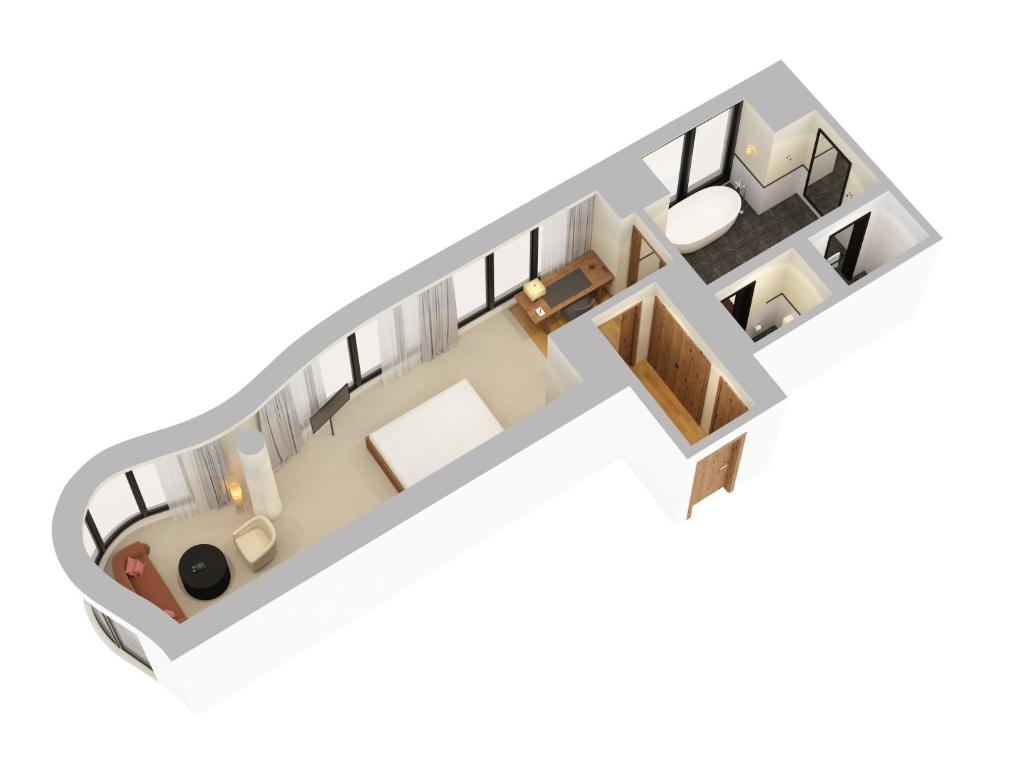 Corner Studio Suite - Image 2