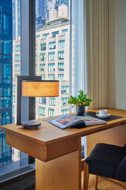 Skyline Corner Studio Suite - Image 9