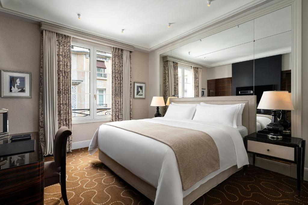 Mosaic Suite, 1 Bedroom Suite, 1 Super King - Image 8