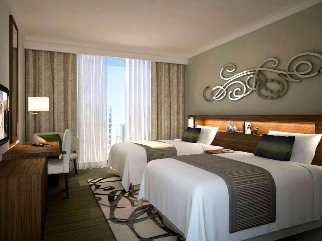 Two-Bedroom Apartment with City View - Image 5