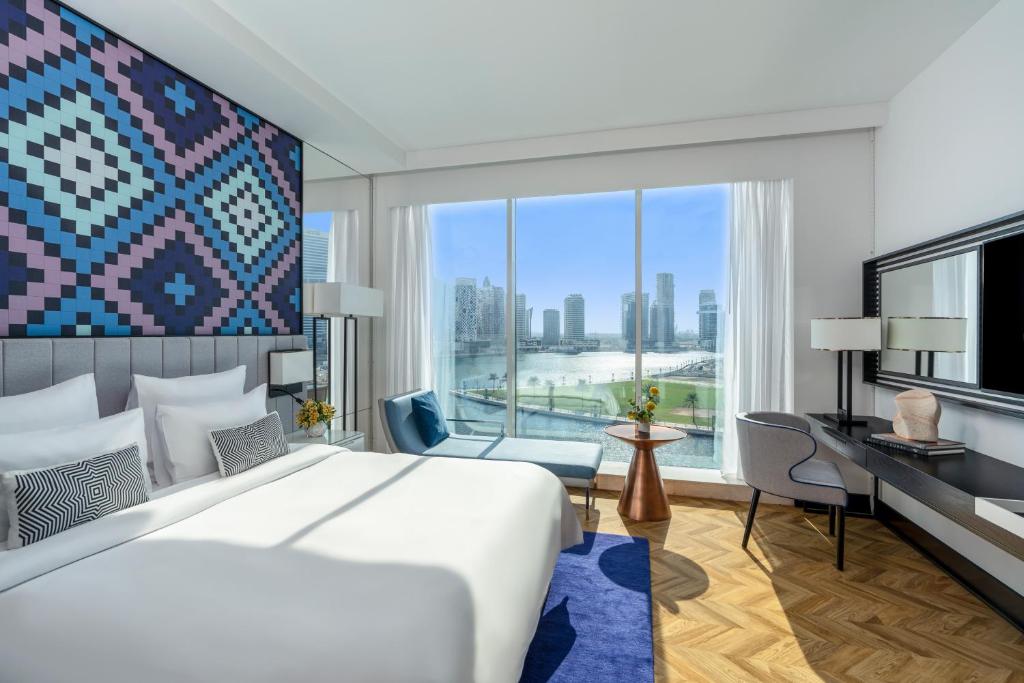 Premier Suite - Image 1