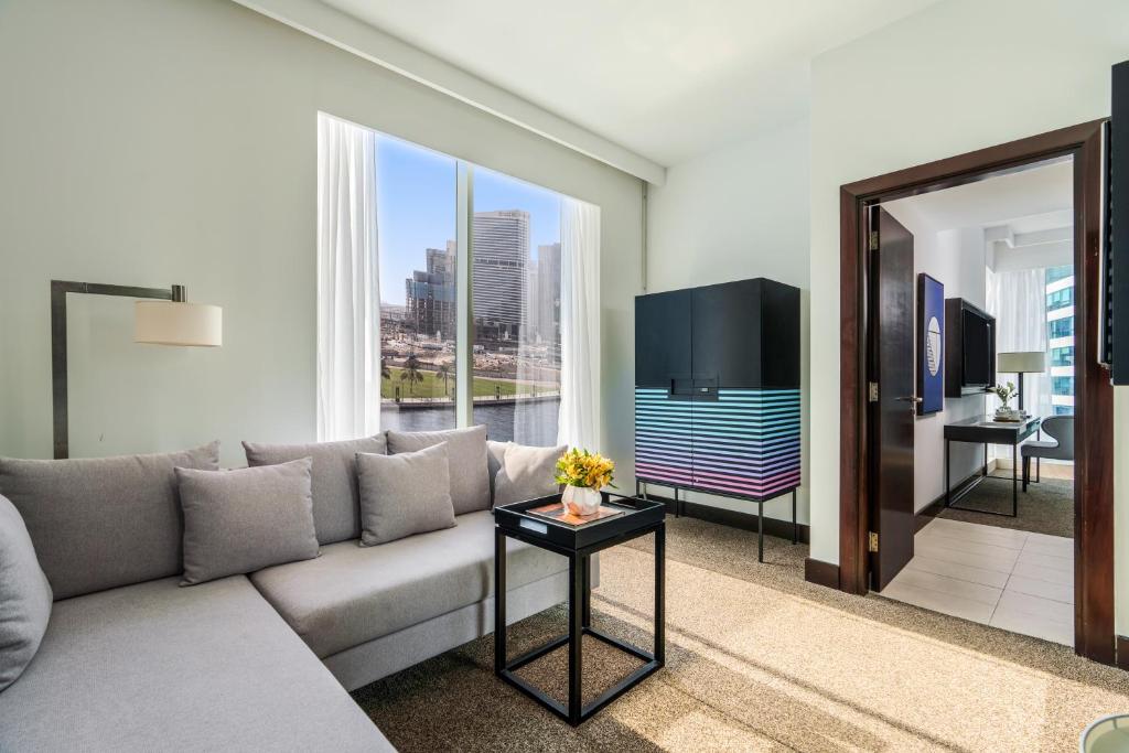 Superior Suite - Image 2