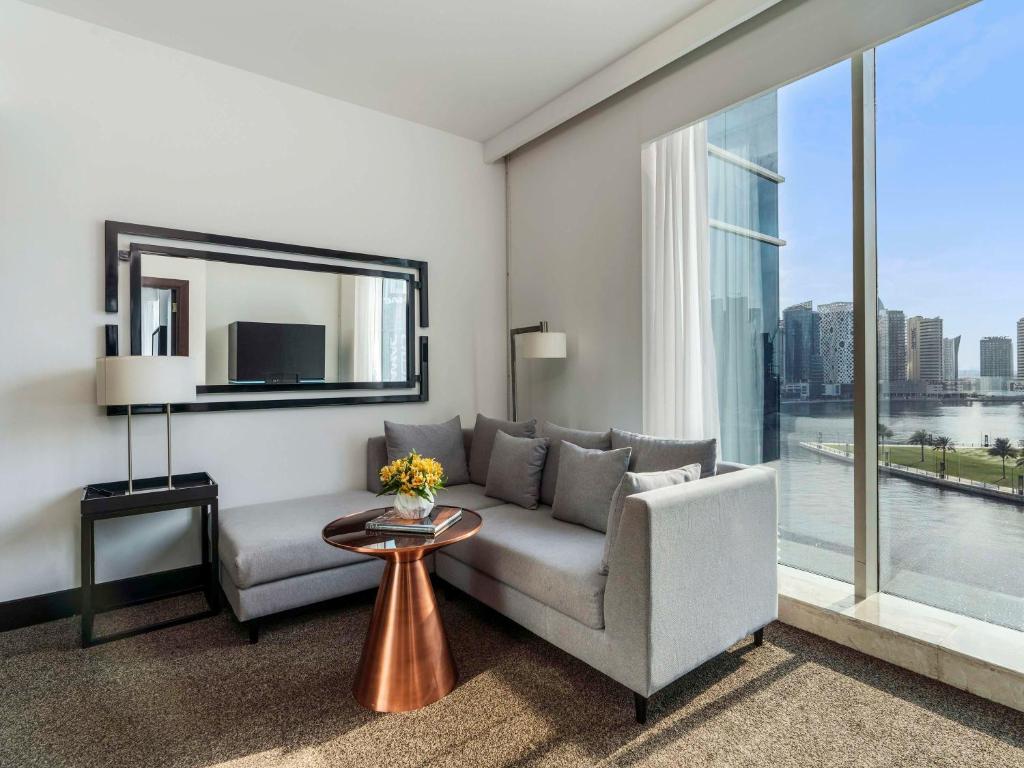 Superior Suite - Image 5