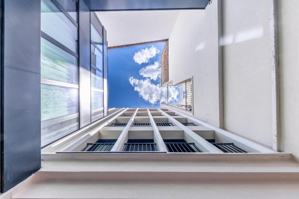 Apartment with Balcony - Image 25