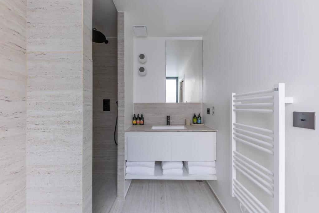 Classic Apartment - Image 17
