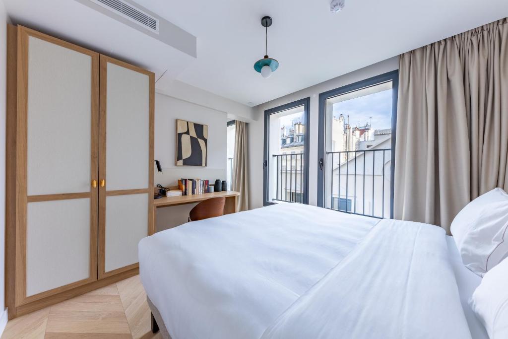Classic Apartment - Image 18