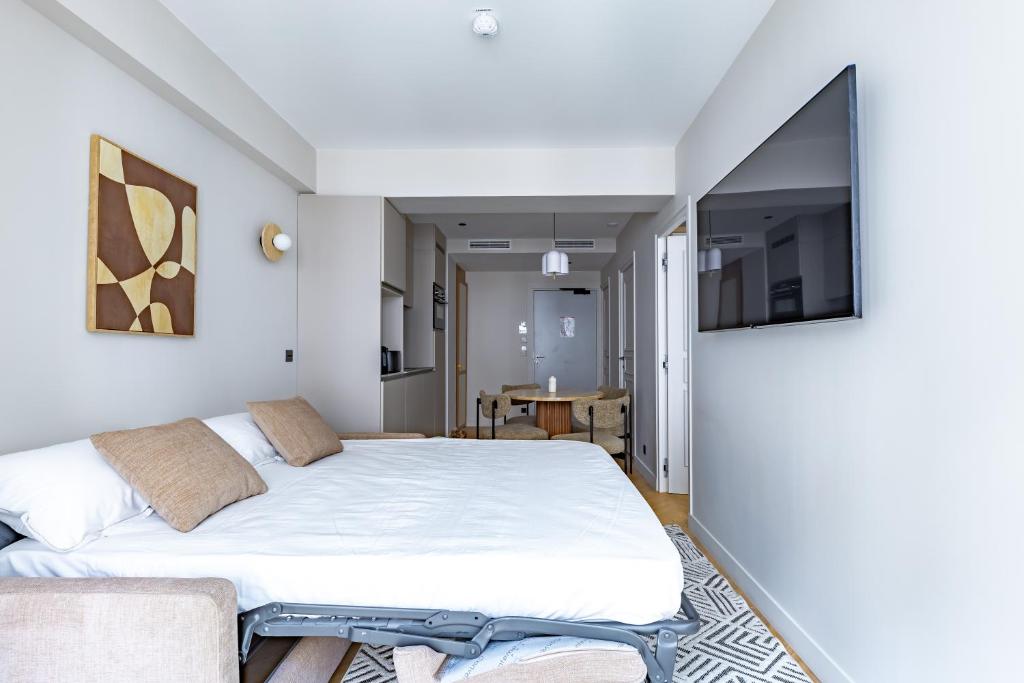 Classic Apartment - Image 2