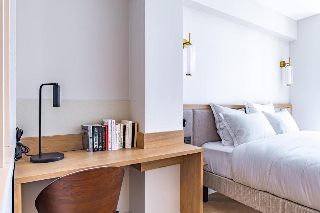 One-Bedroom Apartment with Balcony - Image 12