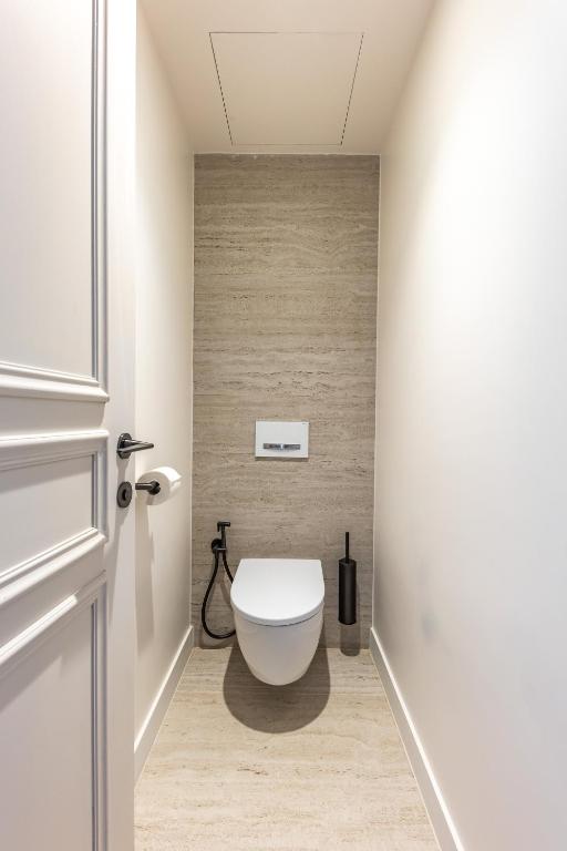One-Bedroom Apartment with Balcony - Image 16