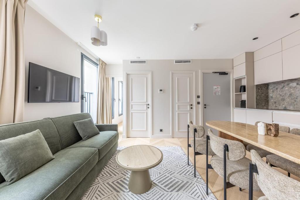 Two-Bedroom Apartment with Balcony and Terrace - Image 22