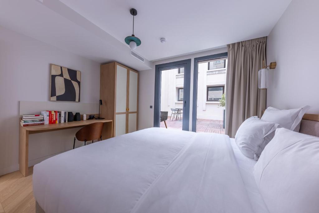 Two-Bedroom Family Apartment - Image 14