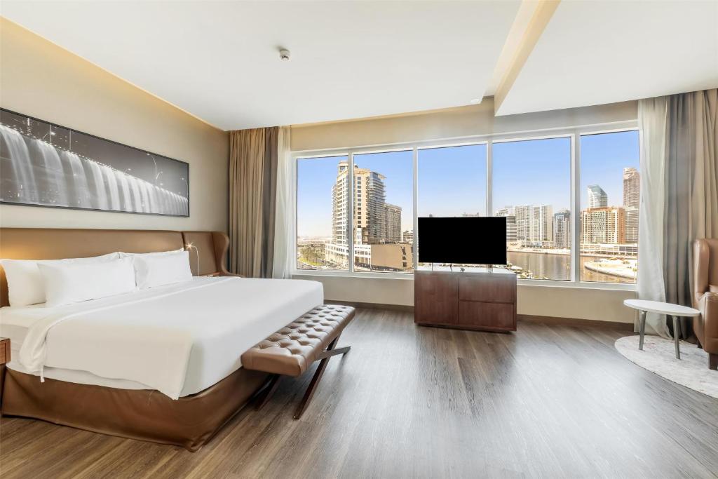 Superior Room - Canal View - Image 20