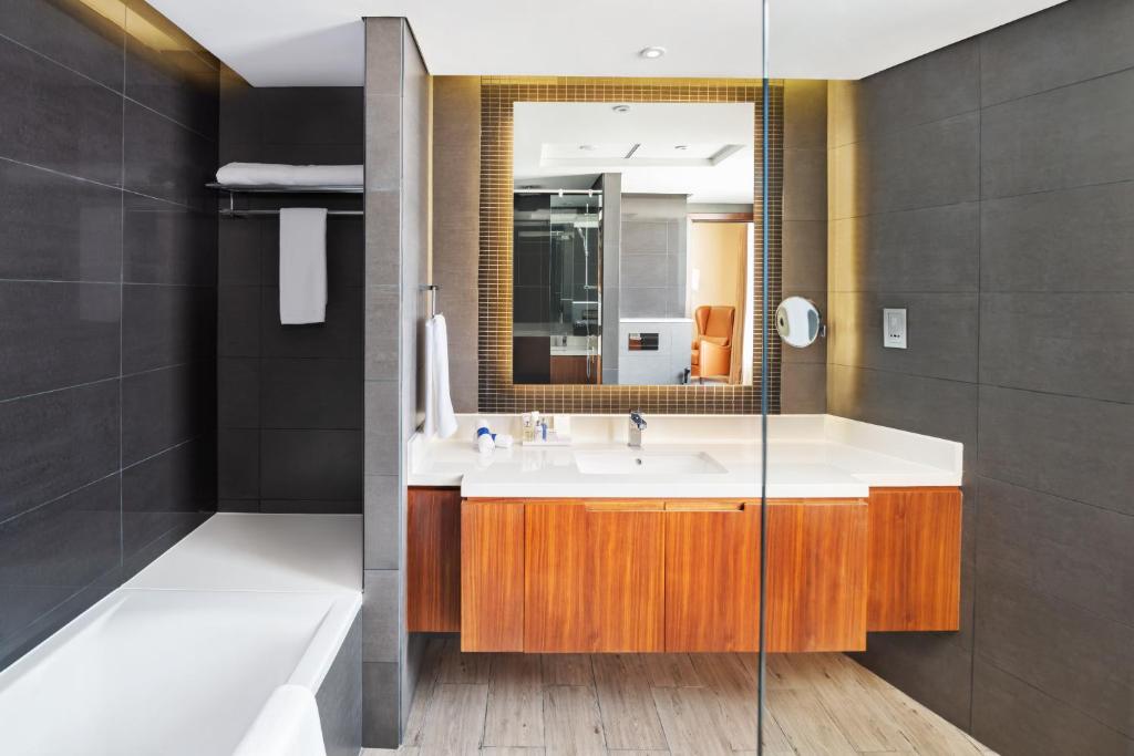 Superior Room - Image 1