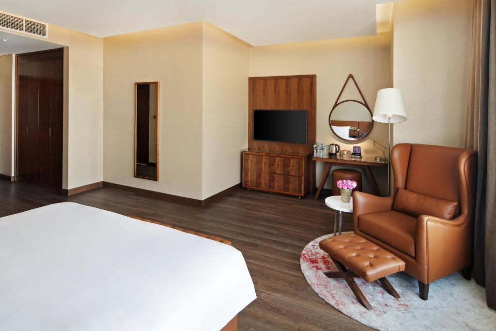 Superior Room - Image 12