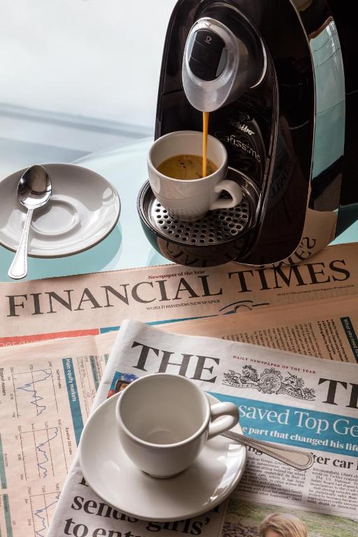 Corner Suite - Image 1