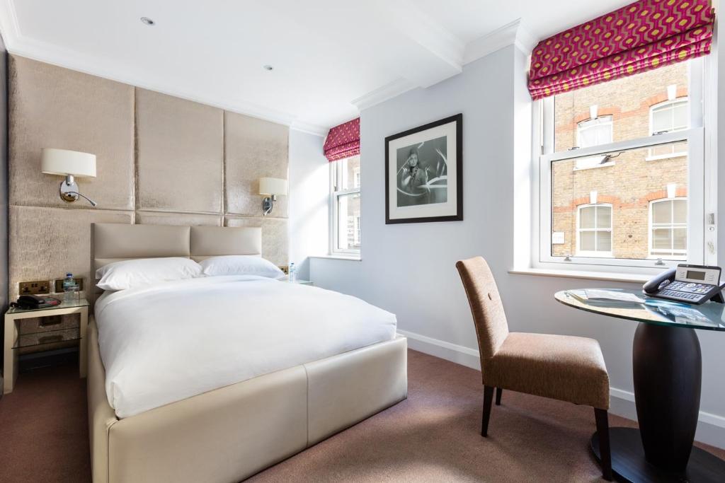 Standard Room - Image 1