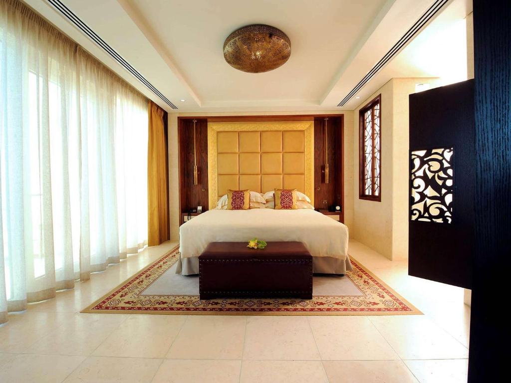 Diplomatic Suite - Image 6