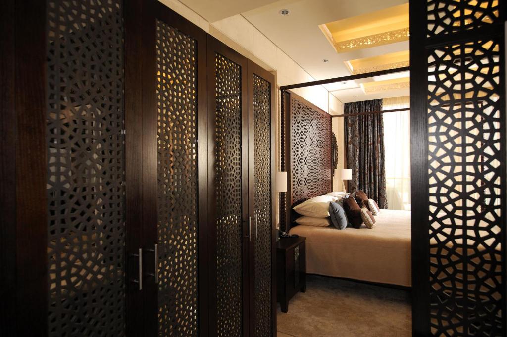 Presidential Suite - Image 7