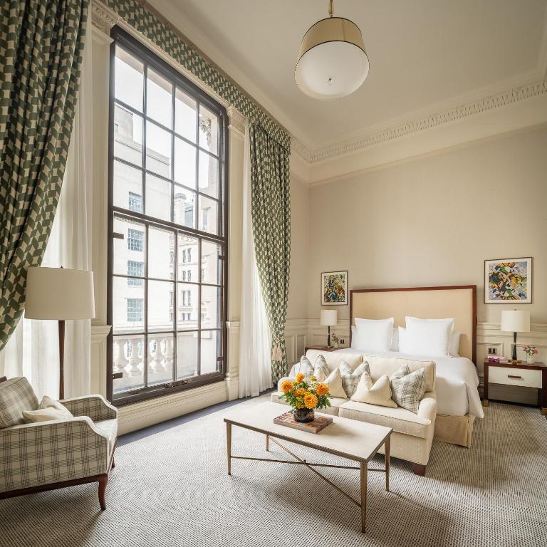 Executive Double Room - Image 5