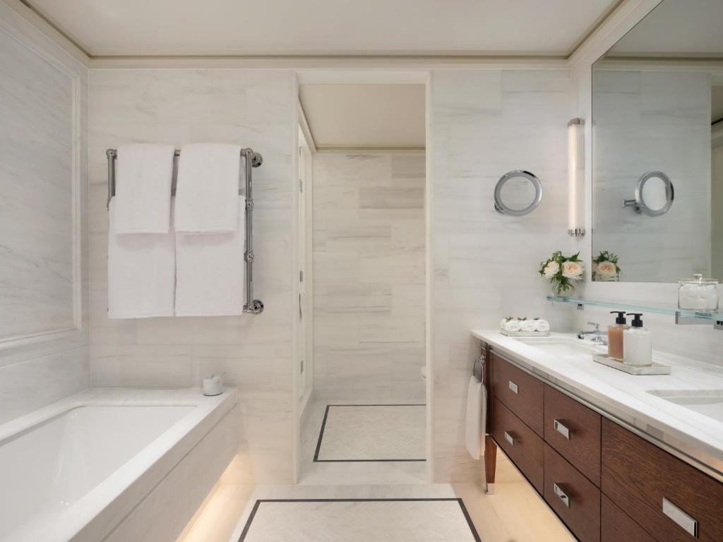 Executive Twin Room - Image 2