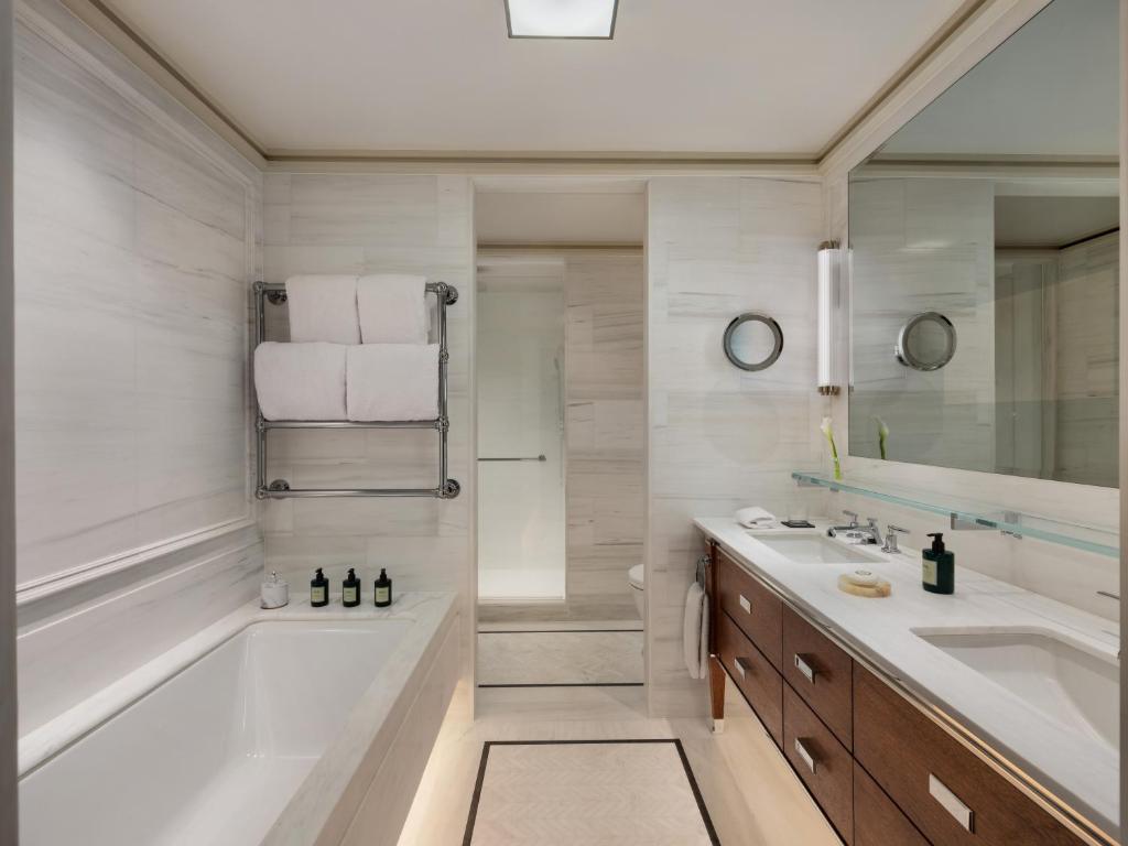 Junior Suite - Image 4