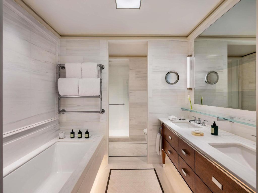 Westminster Suite - Image 5