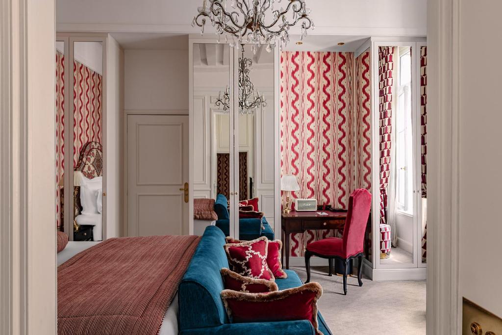 Deluxe Junior Suite - Image 1