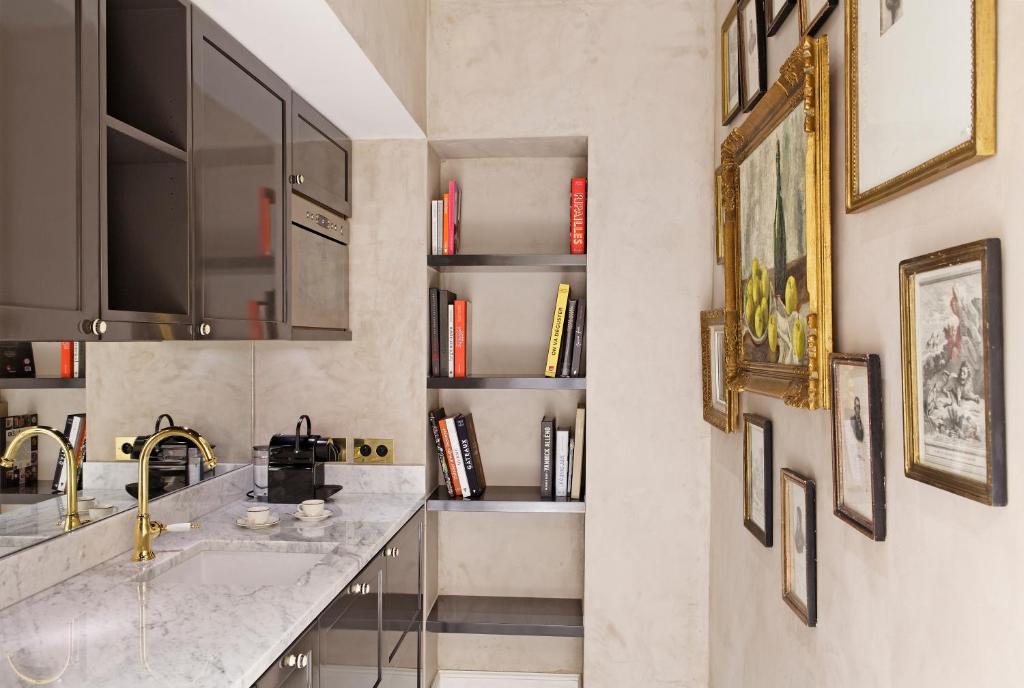 Suite - Image 6