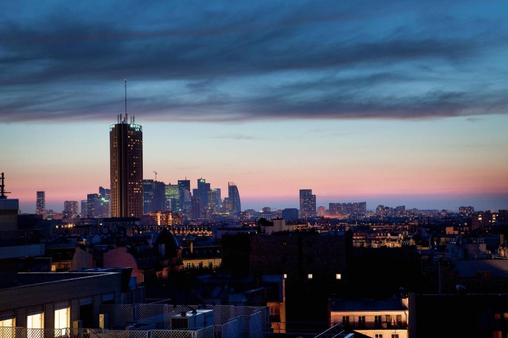 Junior Suite - Image 1