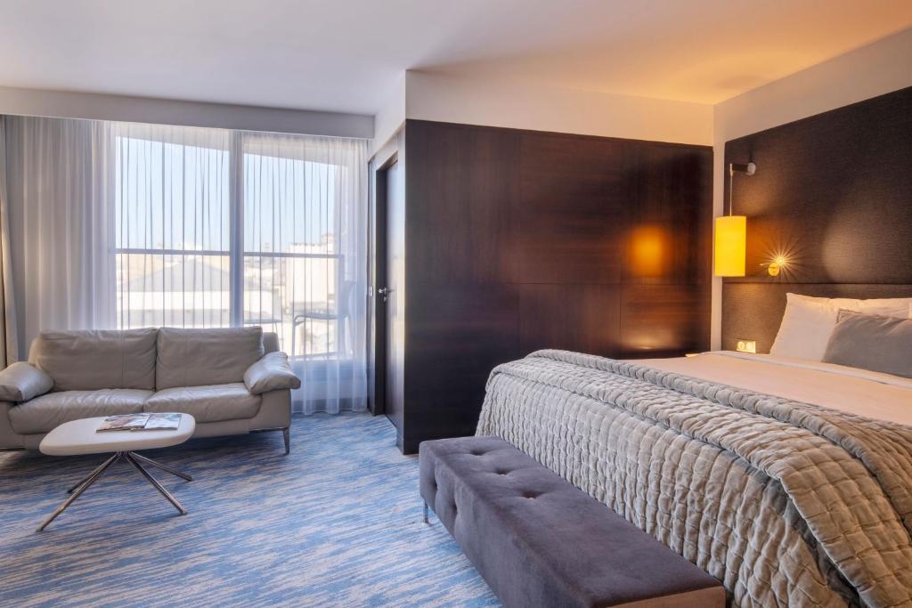 Junior Suite - Image 15