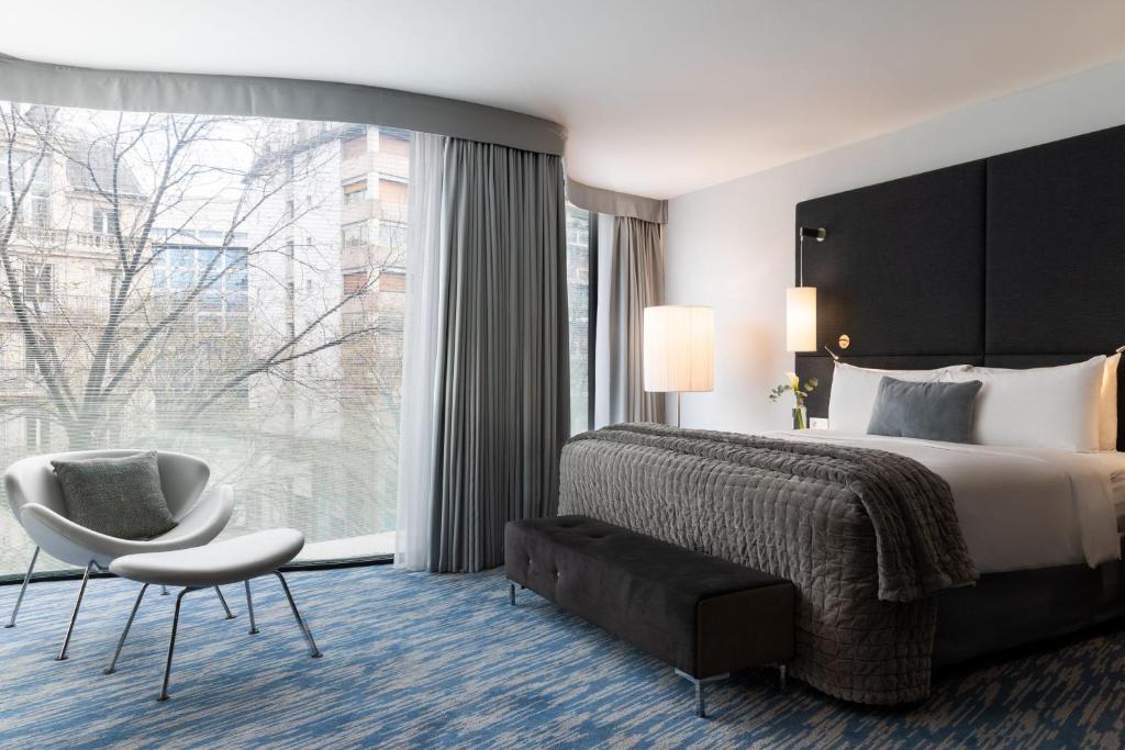 Junior Suite - Image 2