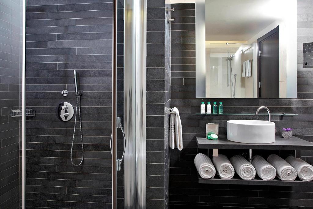 Junior Suite - Image 4