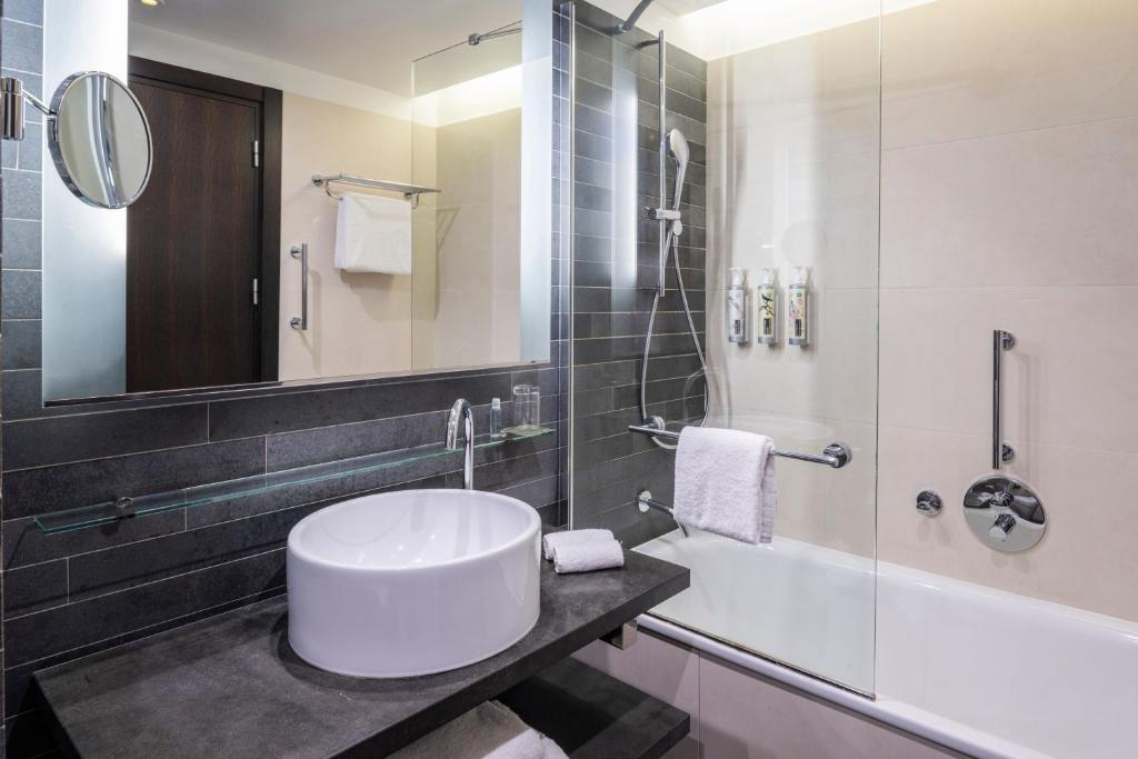 Superior Room - Image 10