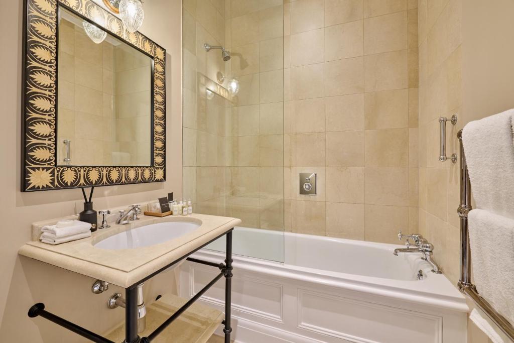 Junior Suite - Image 5