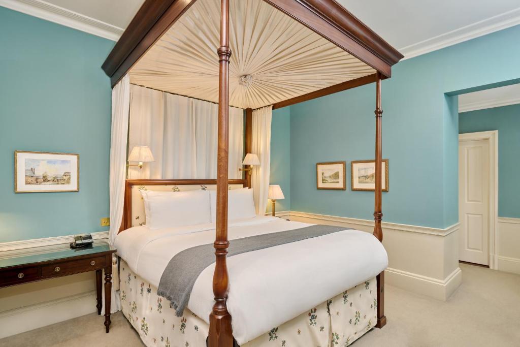 Roseate Suite - Image 4