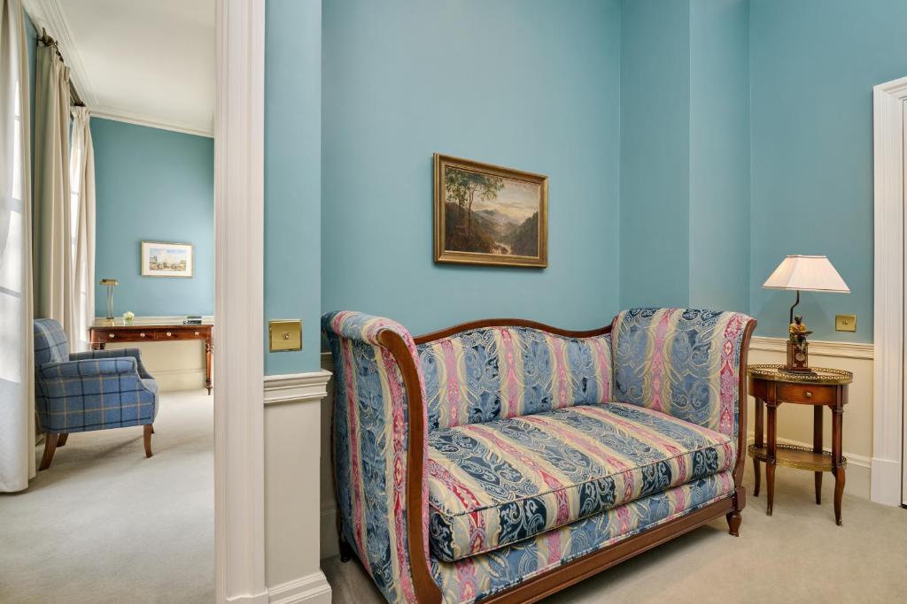 Roseate Suite - Image 5