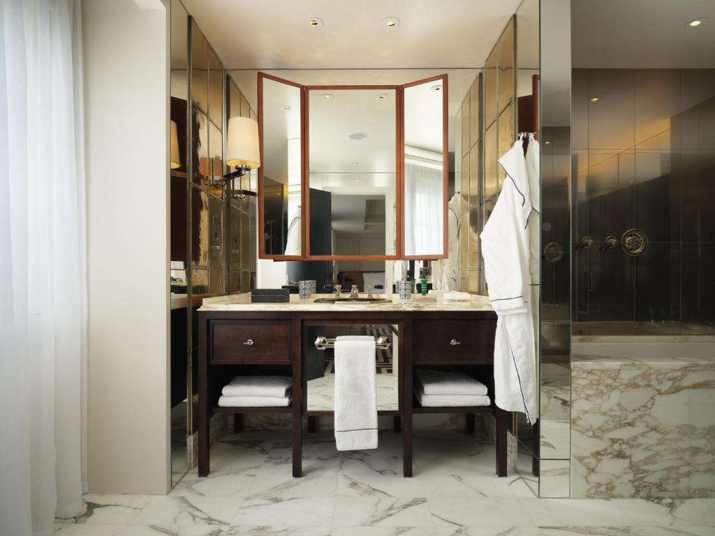 Grand Premier King Room - Image 2