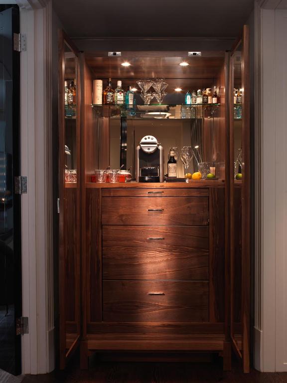 Pearl Suite - Image 1