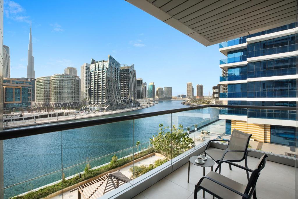 Two Bedroom Apartment Burj Khalifa View - Image 4